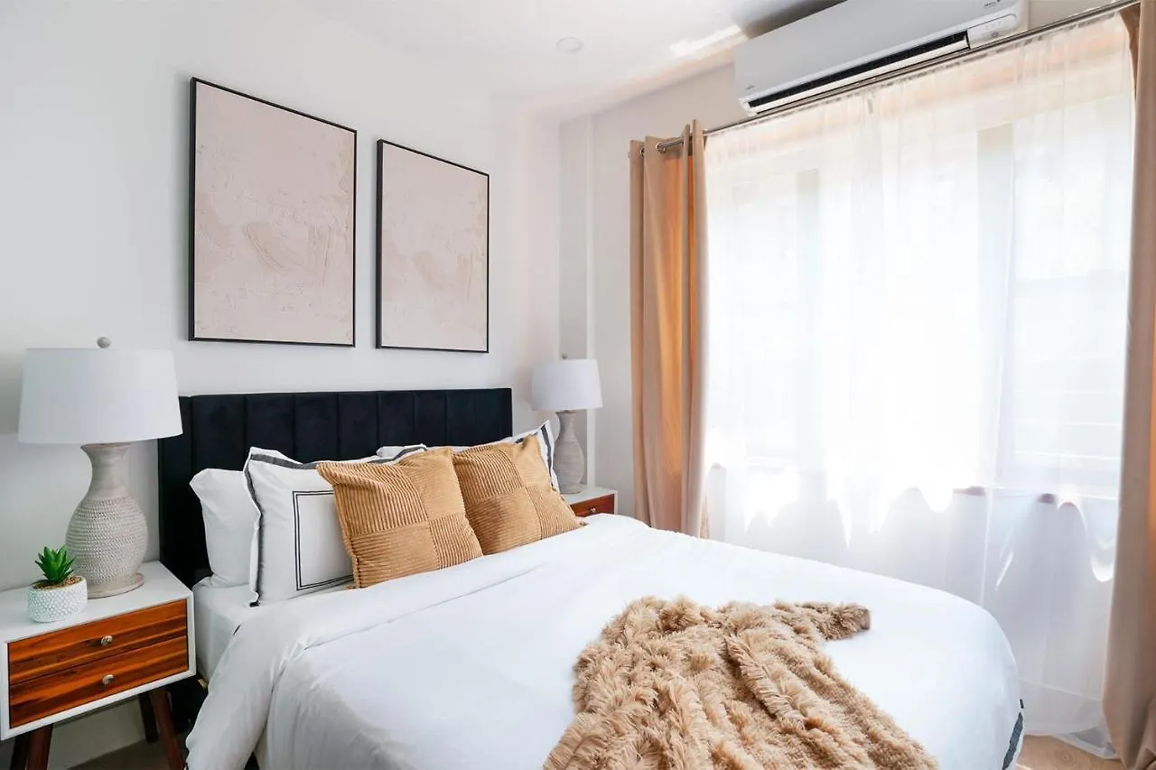 78-3C Newly Renovated 1Br Wd Walk 2 Central Park New York 0*,  United States