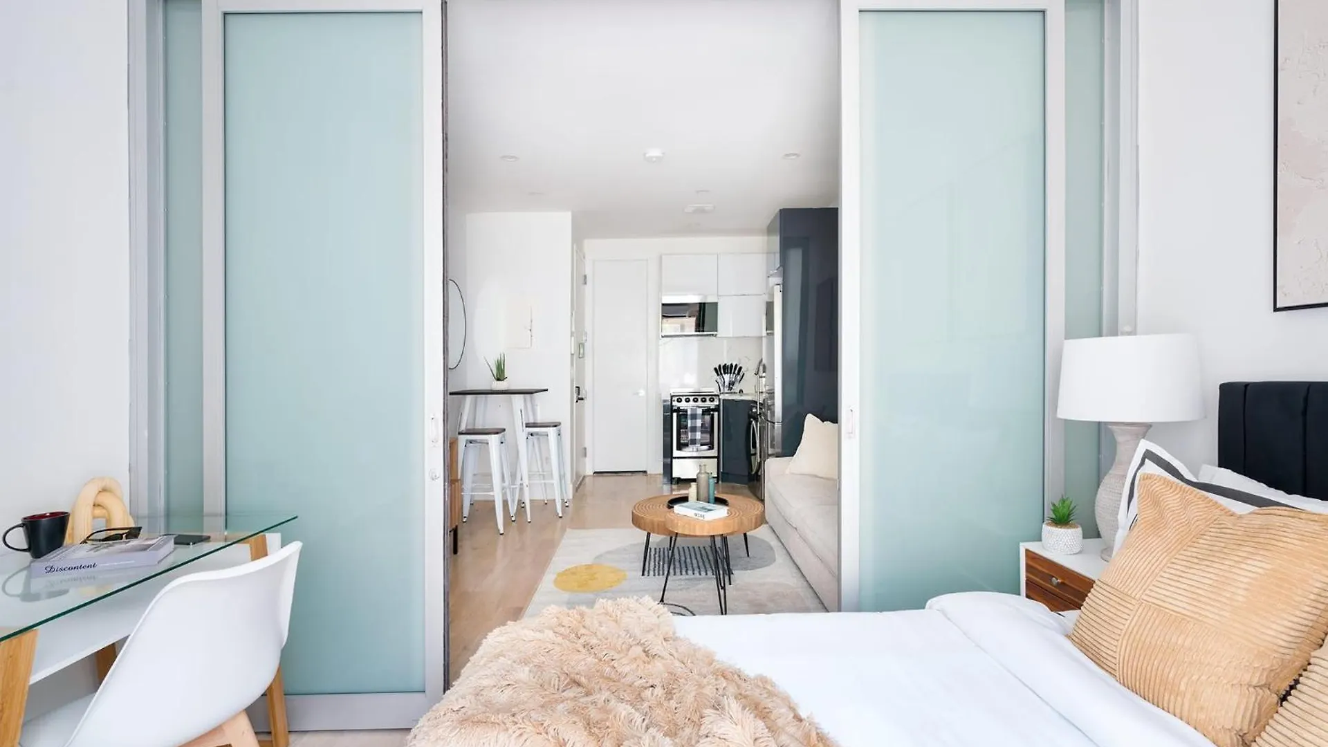 78-3C Newly Renovated 1Br Wd Walk 2 Central Park New York